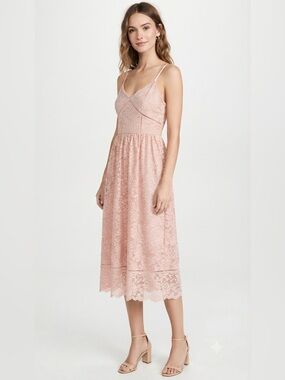 STUNNING LIKE NEW NSR Pink/Blush Lace Midi Dress